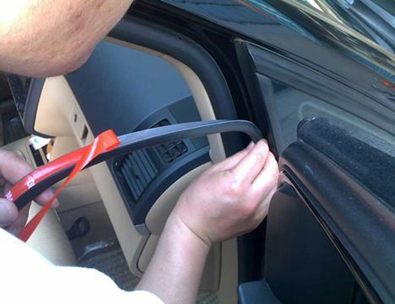 Rubber strip use case